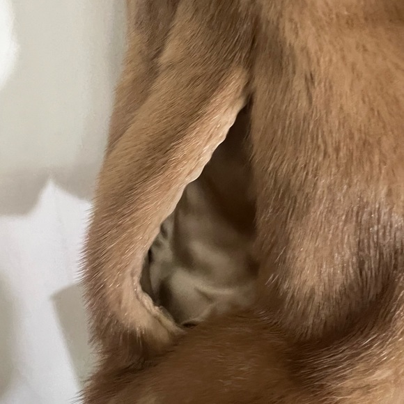 Women’s Vintage Mink Fur Stole - Picture 12 of 12